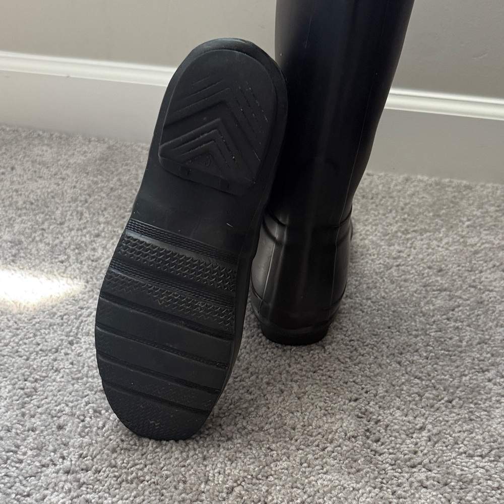 Hunter Original Tall Black Boots - Picture 9 of 12